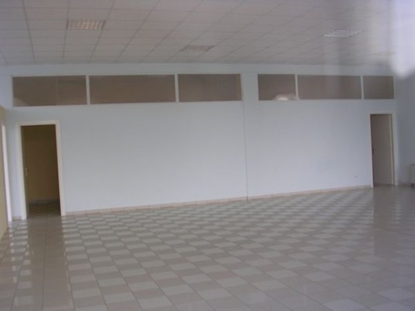 locale commerciale in vendita a Lucca in zona Sant'Anna