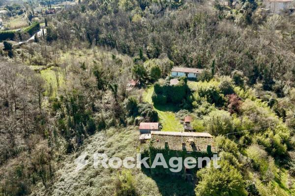 casale in vendita a Lucca in zona Monte San Quirico