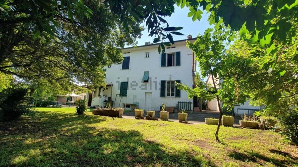 casa indipendente in vendita a Lucca in zona zona San Marco