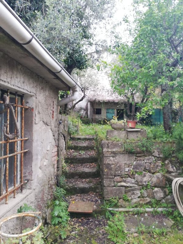 casa semindipendente in vendita a Lucca in zona Santa Maria del Giudice