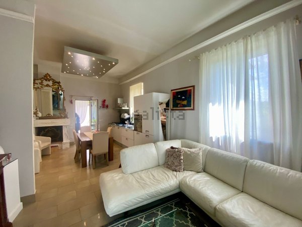 casa indipendente in vendita a Lucca in zona Monte San Quirico