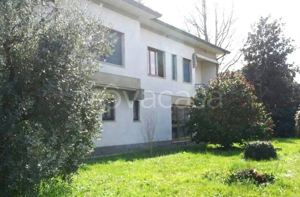 casa indipendente in vendita a Lucca in zona Zona San Concordio