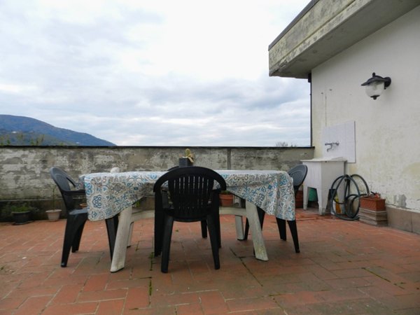 appartamento in vendita a Lucca in zona Pontetetto
