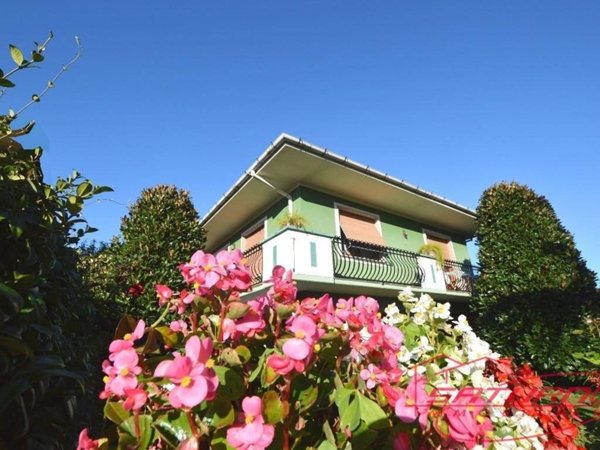 casa indipendente in vendita a Lucca in zona Centro Città