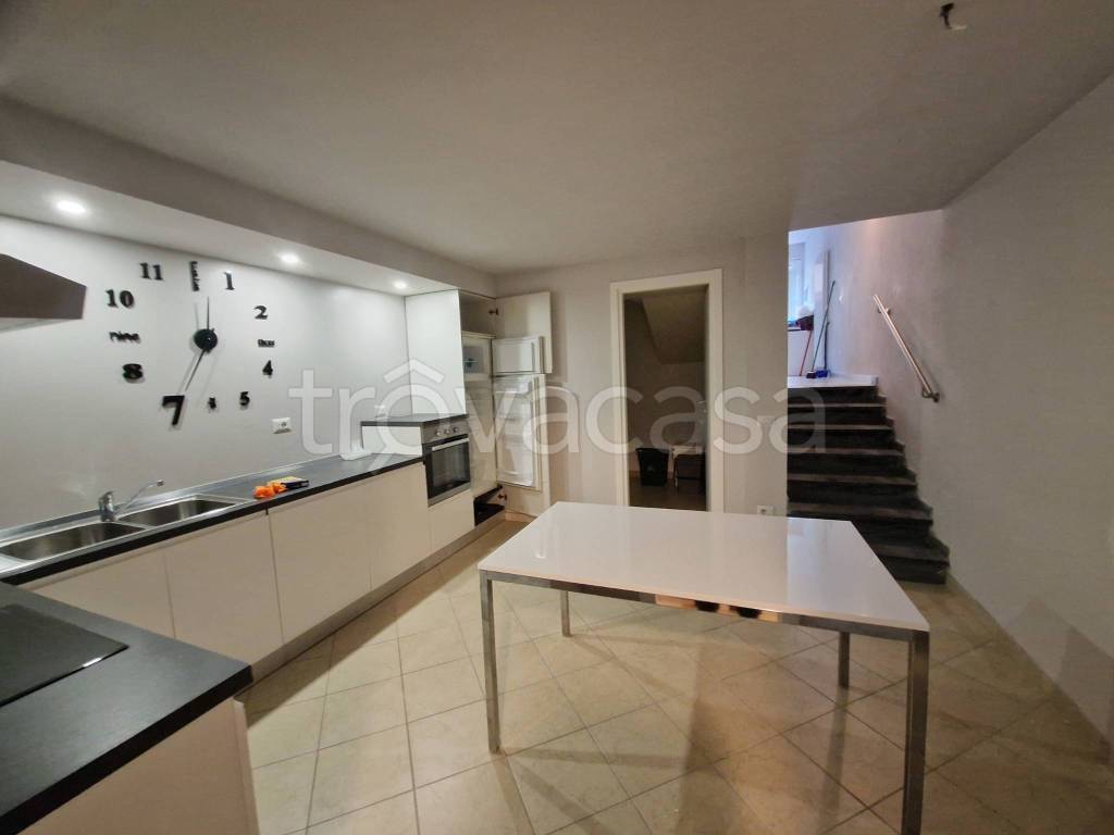 casa indipendente in vendita a Lucca in zona Sant'Alessio