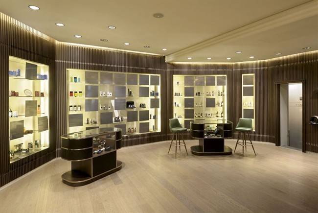 negozio in vendita a Lucca in zona Centro Città