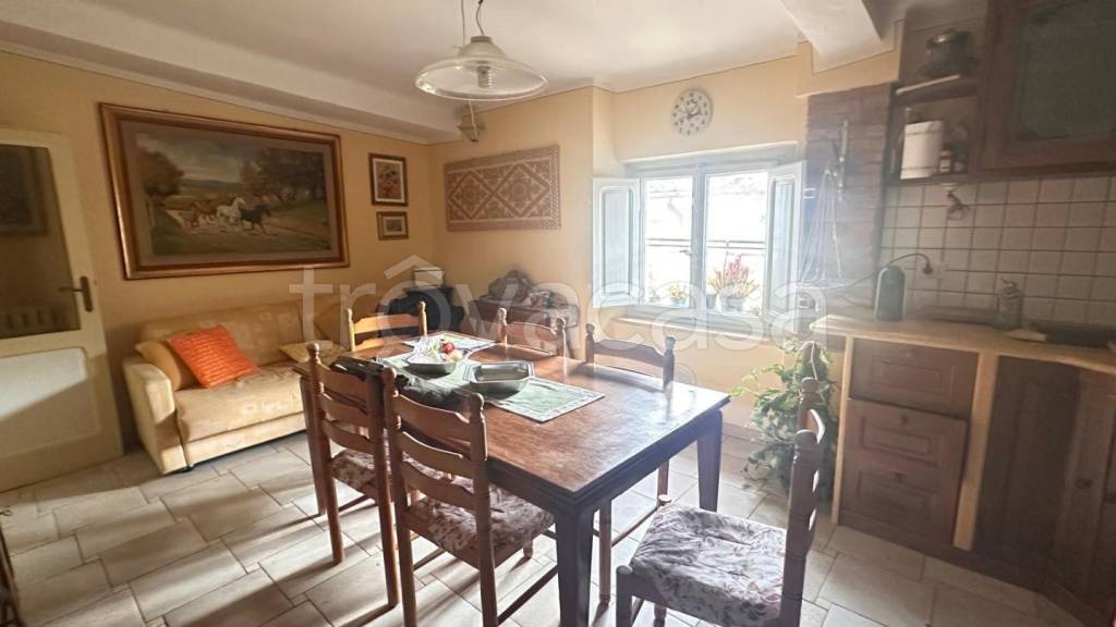 appartamento in vendita a Lucca in zona Centro Città