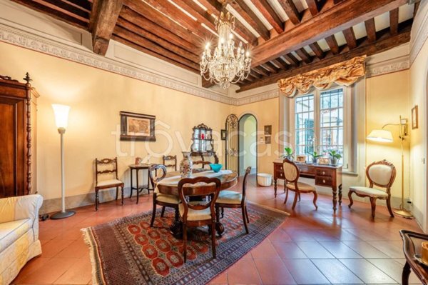 appartamento in vendita a Lucca in zona Centro Città