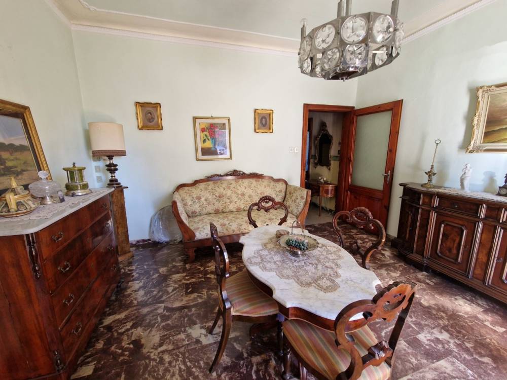 casa indipendente in vendita a Lucca in zona San Cassiano a Vico