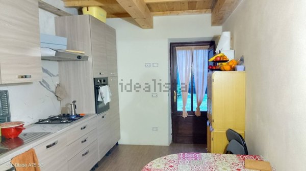 casa indipendente in vendita a Lucca in zona Centro Città