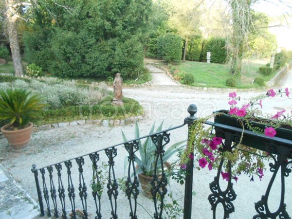 casa indipendente in vendita a Lucca in zona Sant'Anna