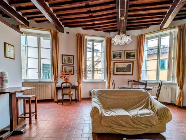 appartamento in vendita a Lucca in zona Centro Città
