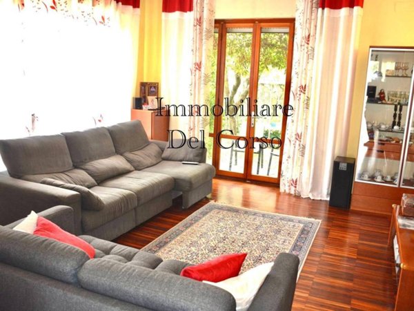 casa indipendente in vendita a Lucca in zona San Pietro a Vico