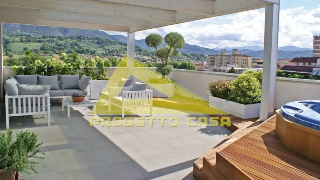 appartamento in vendita a Lucca in zona Sant'Anna