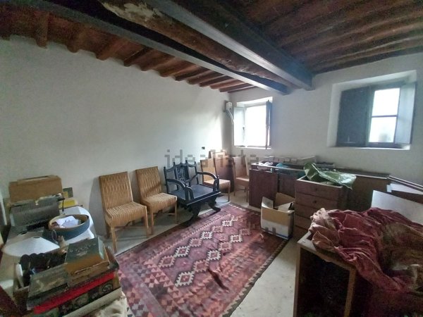 casa indipendente in vendita a Lucca in zona Ponte a Moriano