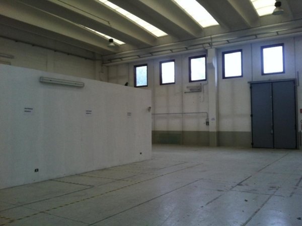 negozio in vendita a Lucca in zona Zona San Concordio