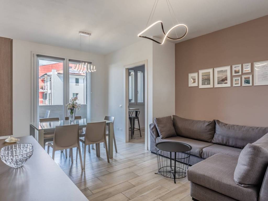 appartamento in vendita a Lucca in zona zona Arancio