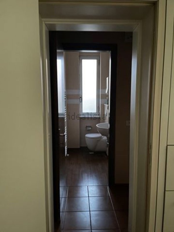 ufficio in vendita a Lucca in zona zona San Marco