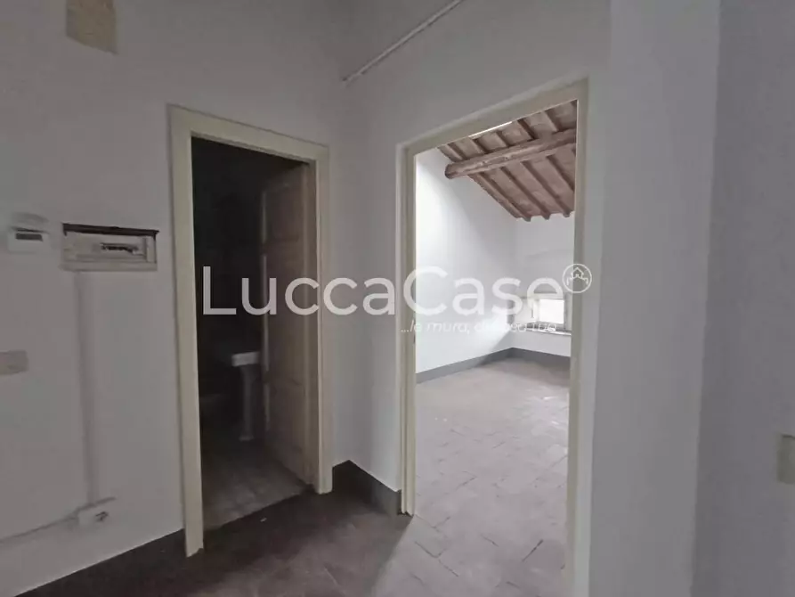 casa indipendente in vendita a Lucca in zona Centro Città