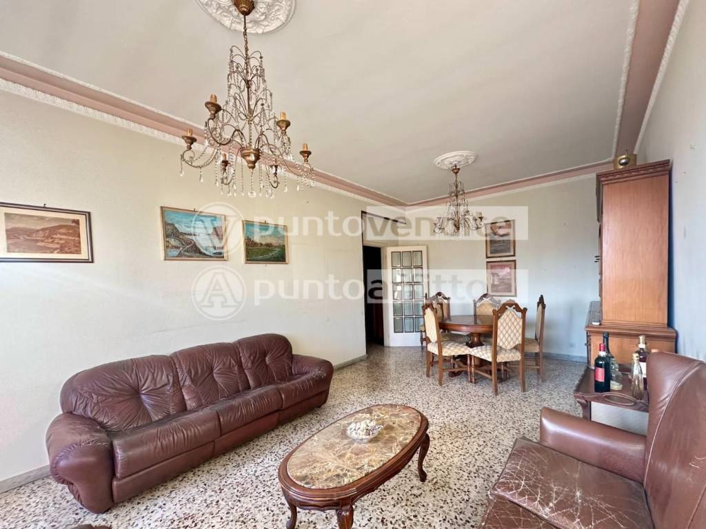 appartamento in vendita a Lucca in zona Centro Città