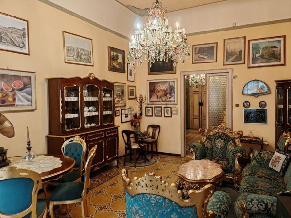 appartamento in vendita a Lucca in zona Centro Città