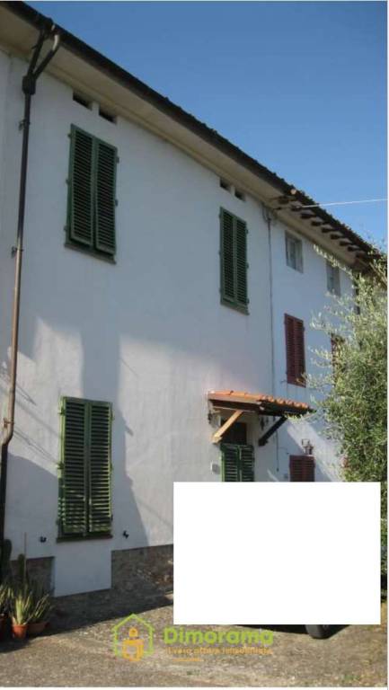 casa indipendente in vendita a Lucca in zona Picciorana
