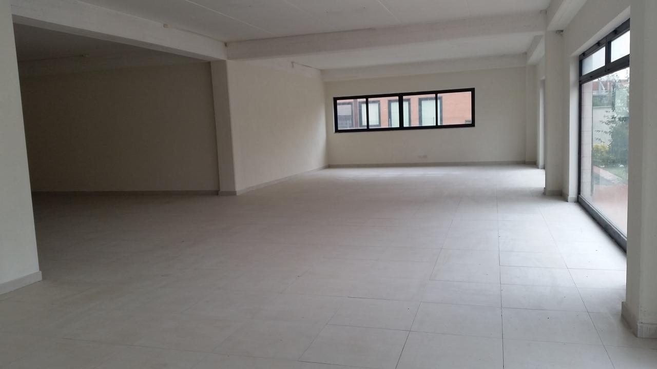 negozio in vendita a Lucca in zona Sant'Anna