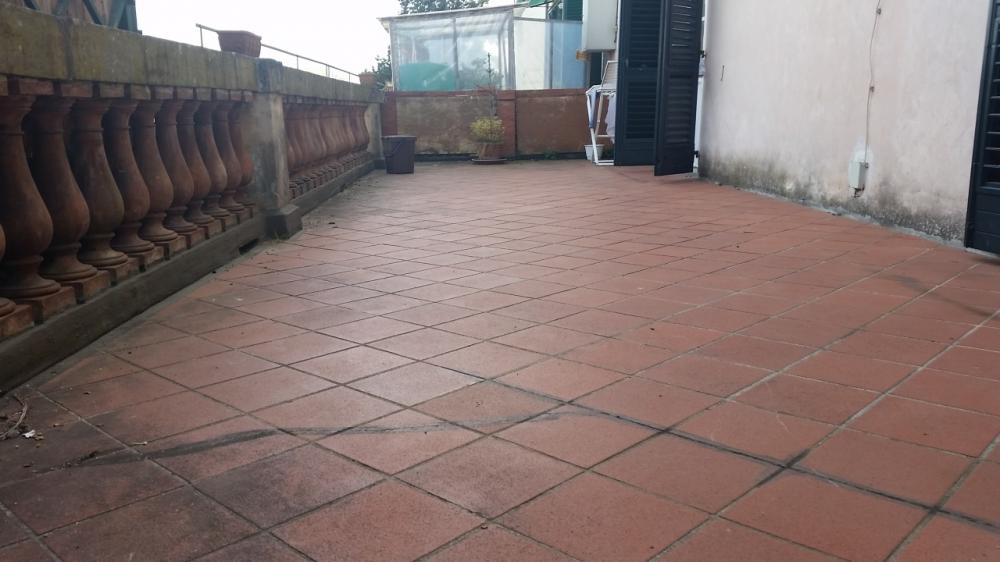 appartamento in vendita a Lucca in zona Monte San Quirico