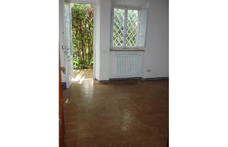 casa indipendente in vendita a Lucca in zona zona Arancio