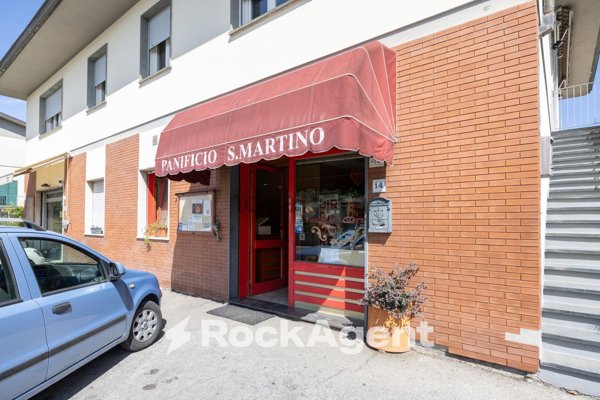 ufficio in vendita a Lucca in zona Monte San Quirico