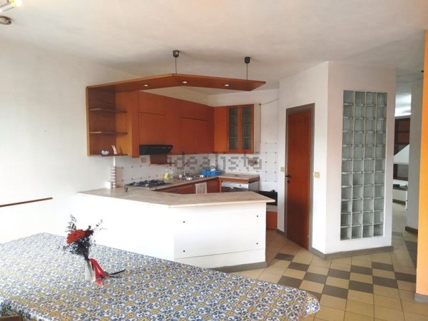 appartamento in vendita a Lucca in zona zona Arancio