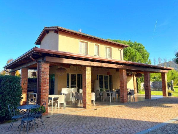 appartamento in vendita a Lucca