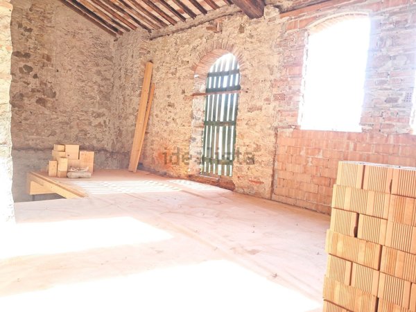 appartamento in vendita a Lucca in zona Balbano