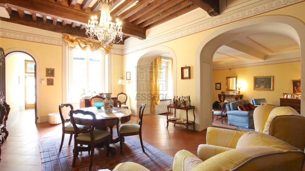 appartamento in vendita a Lucca in zona Centro Città