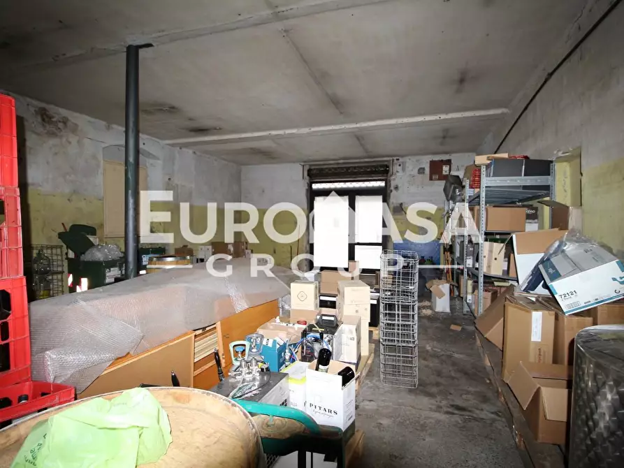 negozio in vendita a Lucca in zona Ponte a Moriano