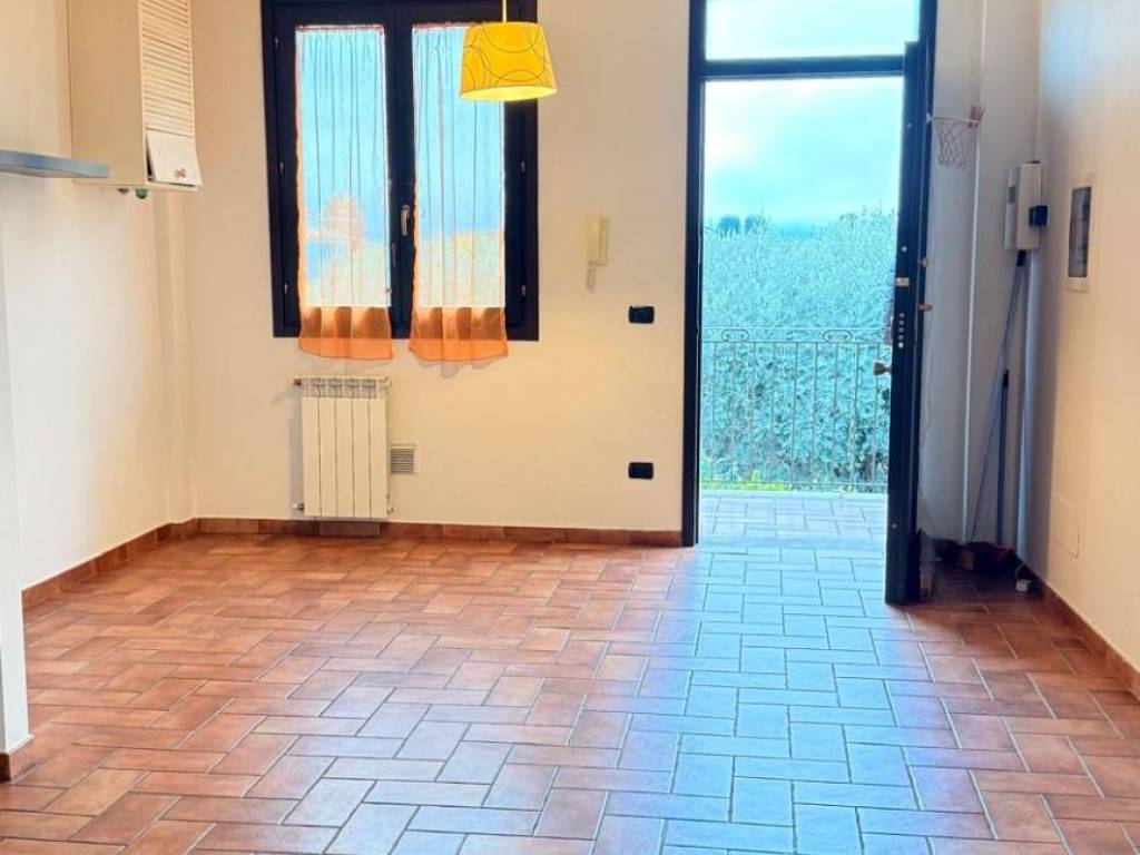 appartamento in vendita a Lucca in zona zona SS. Annunziata