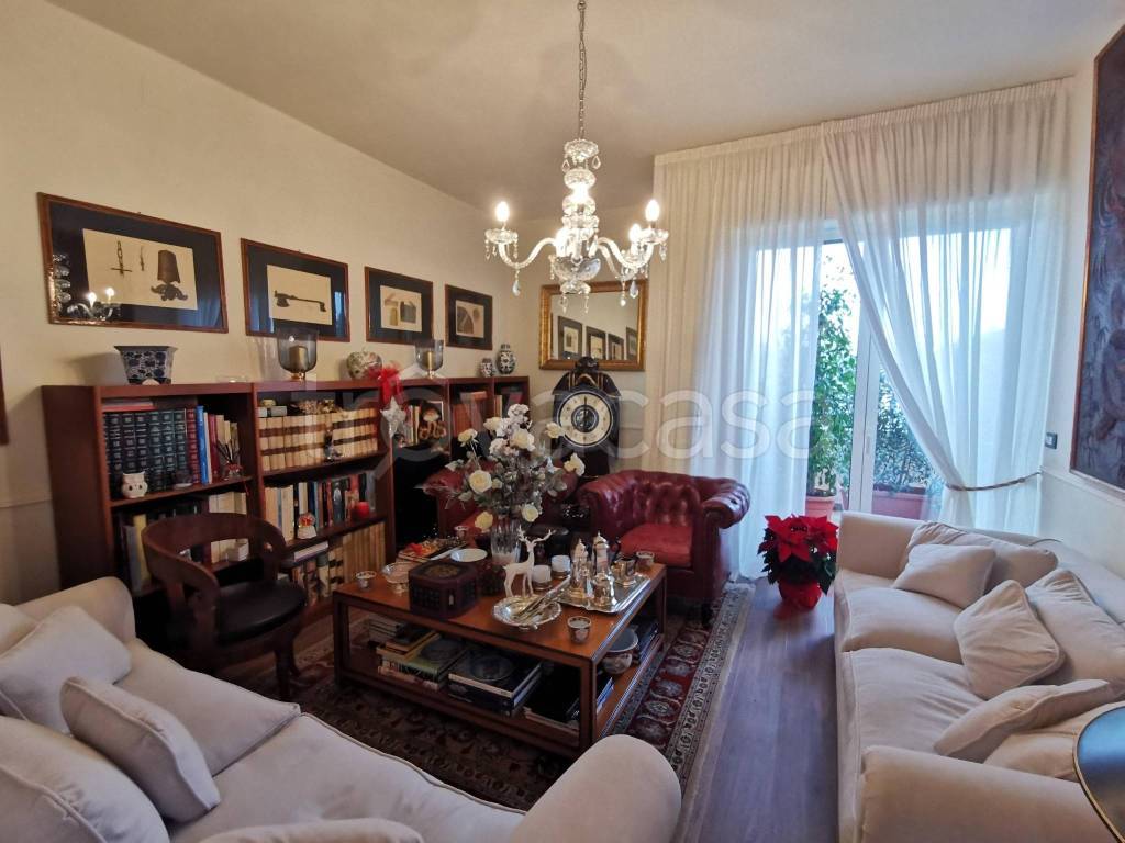 appartamento in vendita a Lucca in zona Pontetetto