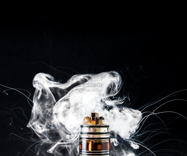 negozio in vendita a Lucca in zona Centro Città