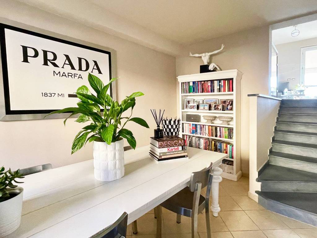 casa indipendente in vendita a Lucca in zona Carignano