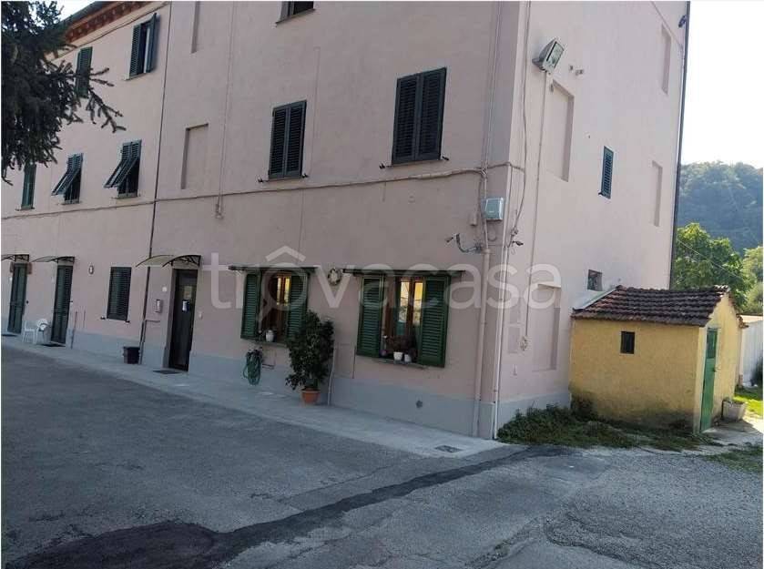 appartamento in vendita a Lucca in zona Ponte a Moriano