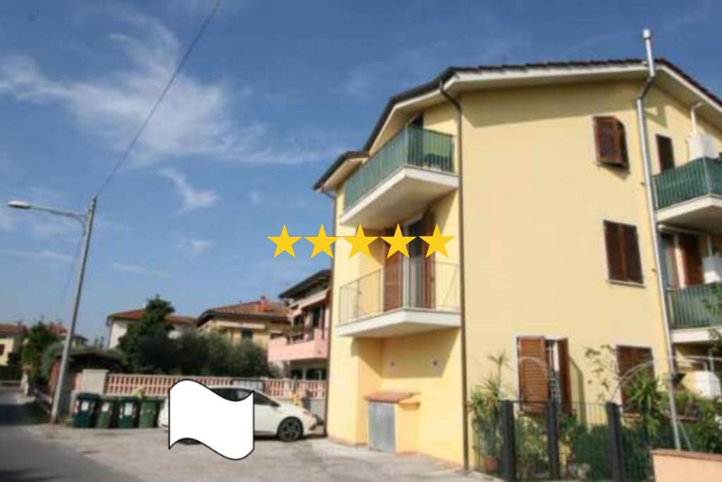 appartamento in vendita a Lucca in zona Picciorana