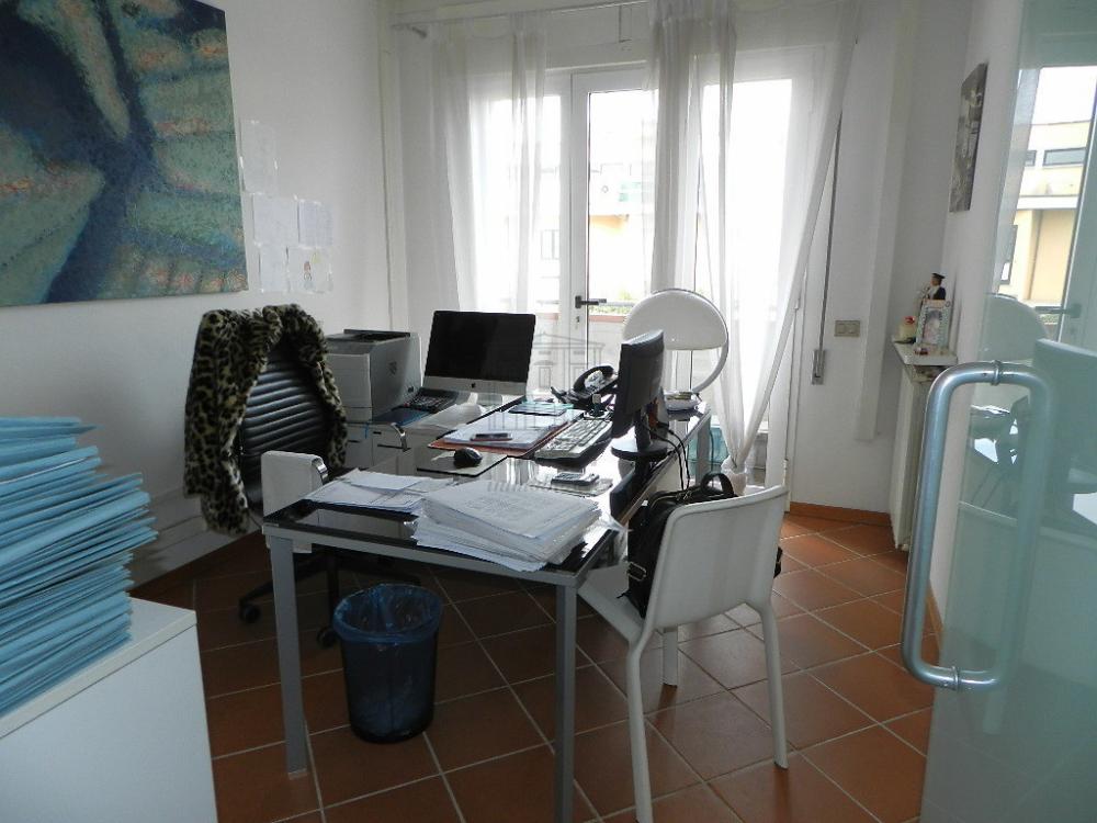 appartamento in vendita a Lucca in zona Centro Città