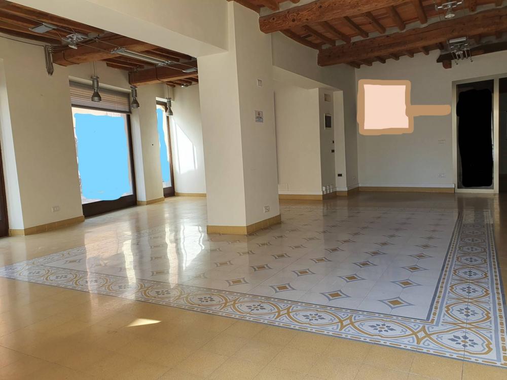 appartamento in vendita a Lucca in zona Centro Città