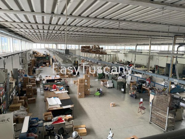 negozio in vendita a Lucca