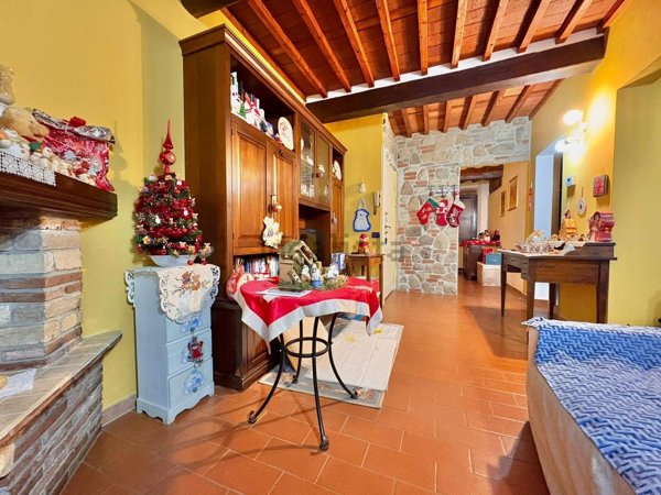 appartamento in vendita a Lucca in zona Picciorana