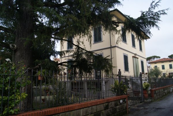 casa indipendente in vendita a Lucca in zona Zona San Concordio