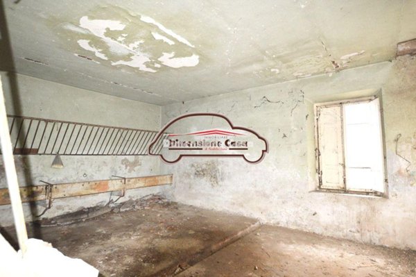 casa indipendente in vendita a Lucca in zona zona San Filippo