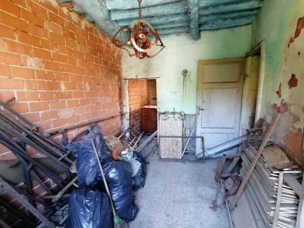 casa indipendente in vendita a Lucca in zona Fagnano