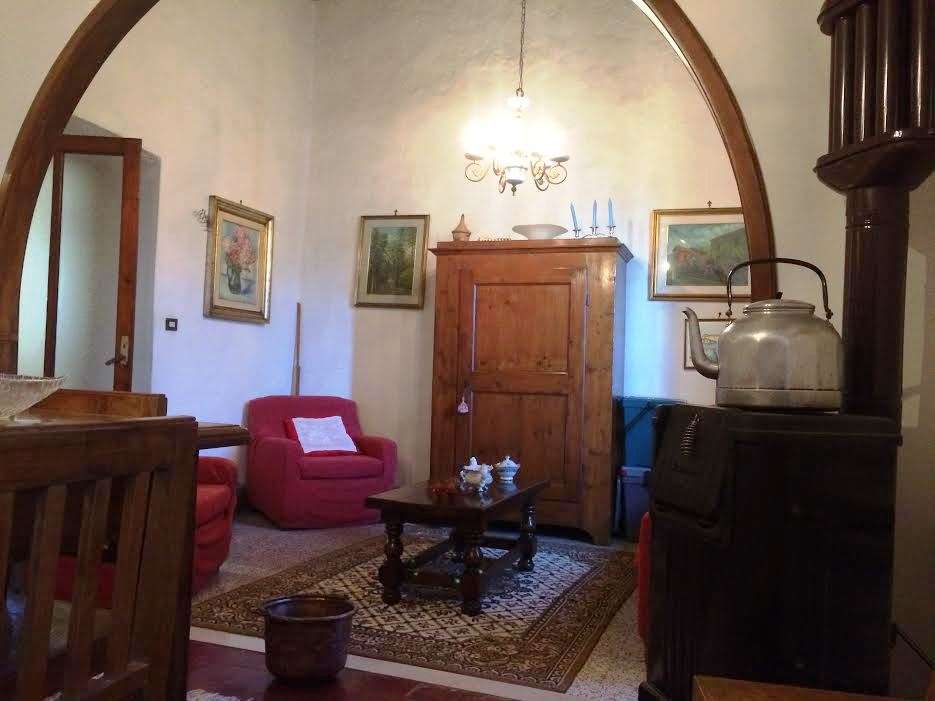 casa indipendente in vendita a Lucca