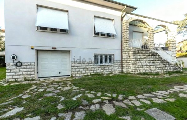 casa indipendente in vendita a Lucca in zona zona San Marco